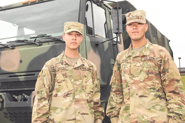 Brothers choose to serve Army, together
