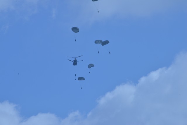 Rigged for victory: 5th QM troops help make International Jump Week a soaring success 