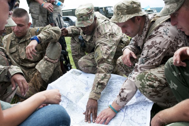 Ukrainian Soldiers take lead on instructing
