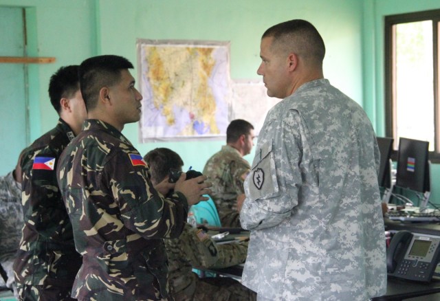 25th ID Soldiers Participate in Knowledge Exchange with Armed Forces of the  Philippines