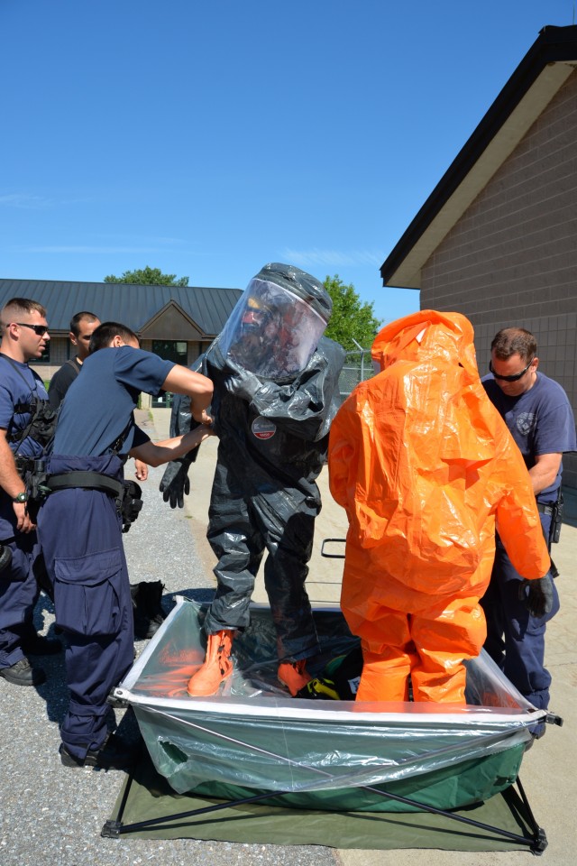 New York National Guard Civil Support Team Fly's with Aviation