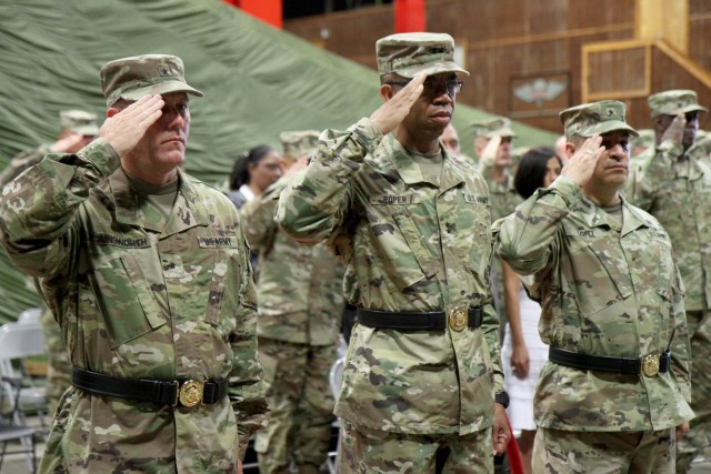 94th Training Command welcomes Lopez as new commander, bids farewell to Ainsworth