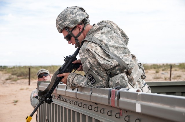 Soldiers tackle EFMB course