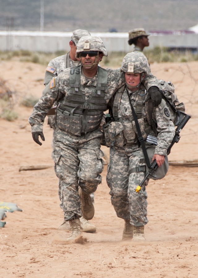 Soldiers tackle EFMB course