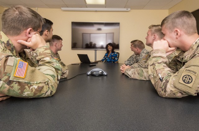 Dr. Ayanna Thomas teaches a class to members of the 82nd Airborne