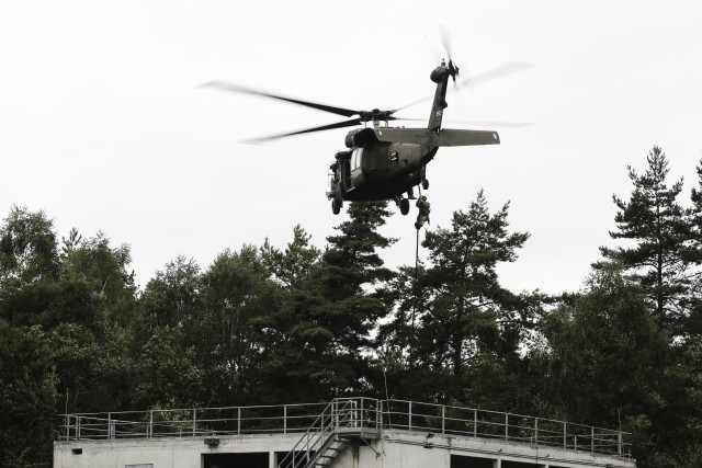 ARNG Helicopter Taskforce hones skills with SOCEUR