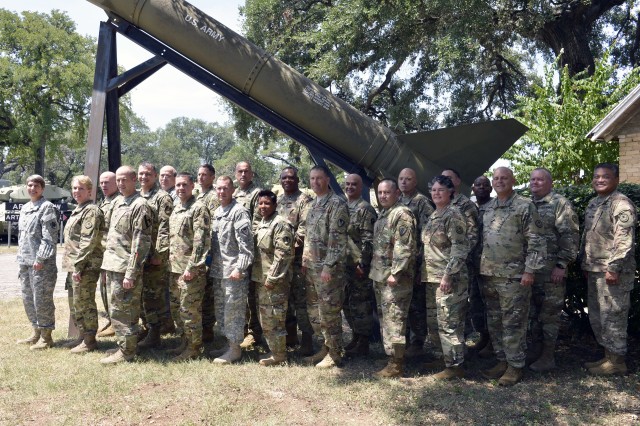 Texas Guardsmen meet with active duty components to prepare for Associated Pilot Program