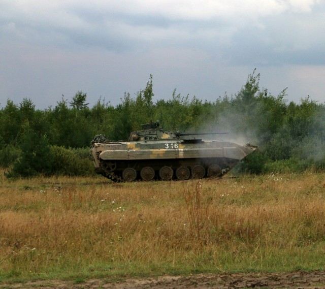 Mustangs improve Ukrainians gunnery skills and crew drill