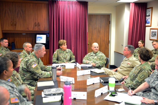The Army Surgeon General visits TAMC