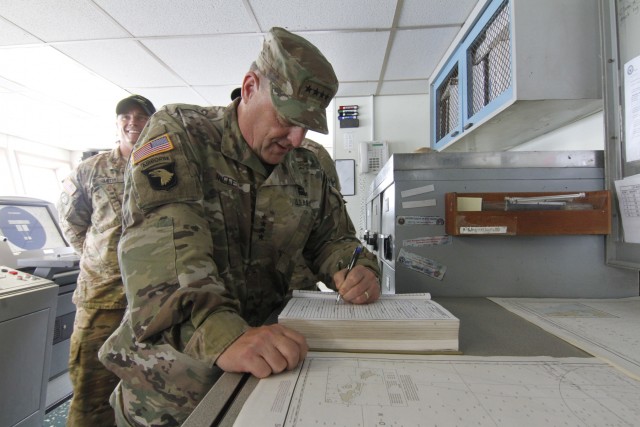 Army Chief of Staff tours Army watercraft; views EOD and Dive capabilities