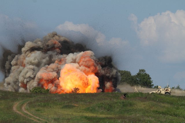 MICLIC detonation