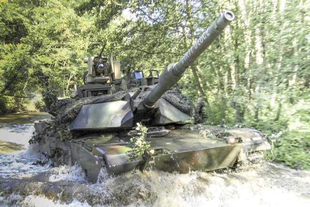 3-69 AR conducts water crossing with Polish troops