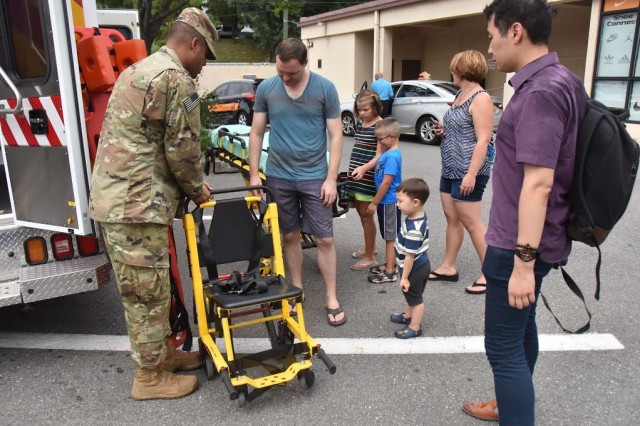 Yongsan hosts antiterrorism expo to remain vigilant