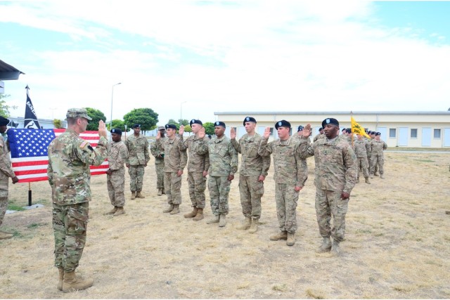 Atlantic Resolve: 3rd Infantry Division unit cases colors in Romania