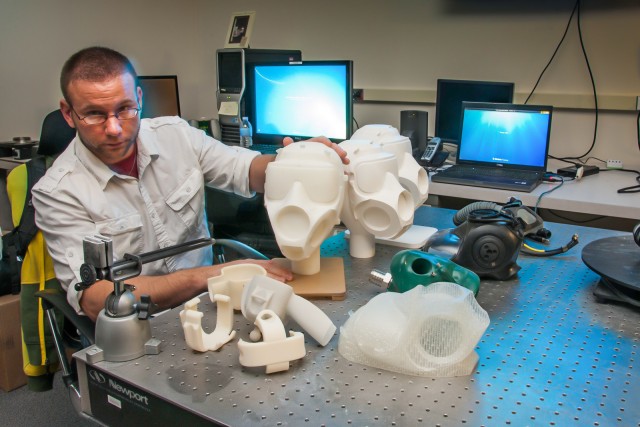 RDECOM, DLA sign additive-manufacturing agreement