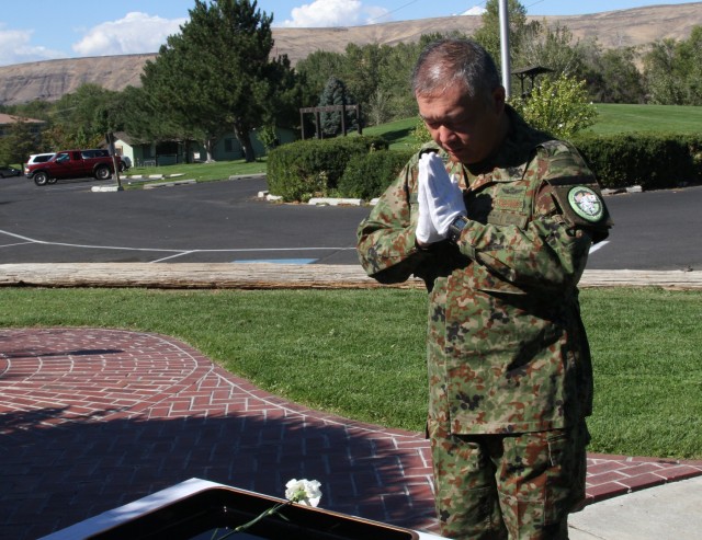 Flower dedication ceremony Rising Thunder 2016