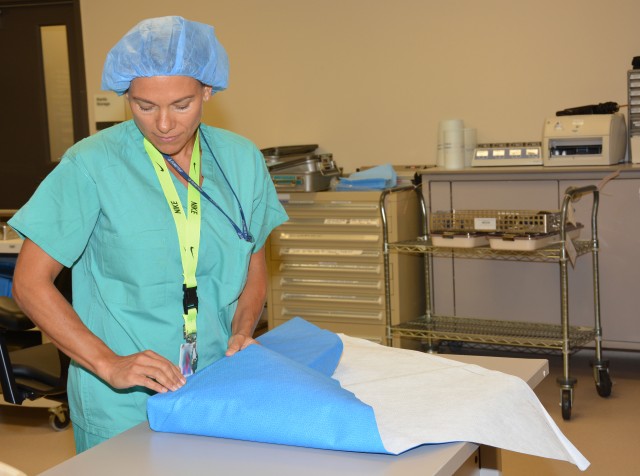 Hospital's sterile-processing techs are CRDAMC's 'Gladiators' of patient safety