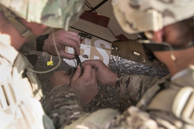 EARF Soldiers conduct demolition training