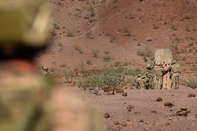 EARF Soldiers conduct demolition training