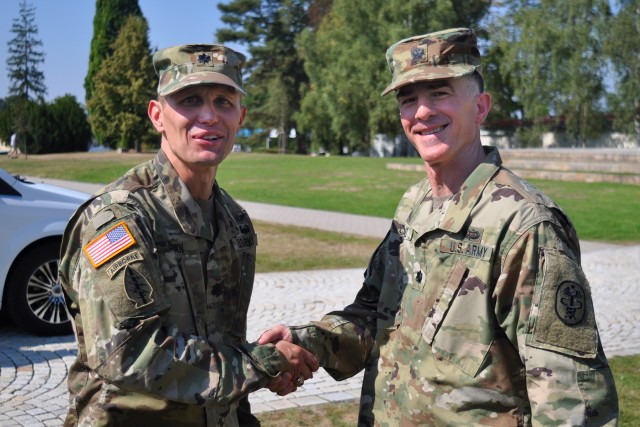 U.S. Army Health Clinic Stuttgart welcomes new commander