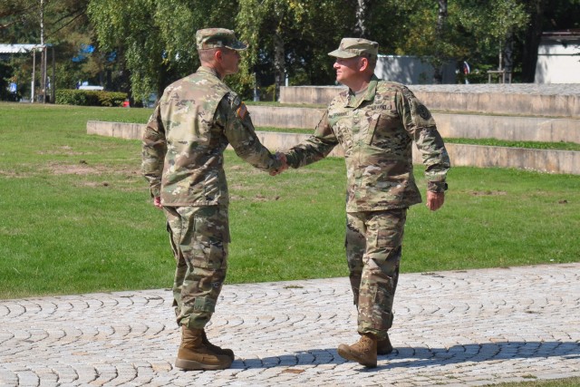 U.S. Army Health Clinic Stuttgart welcomes new commander