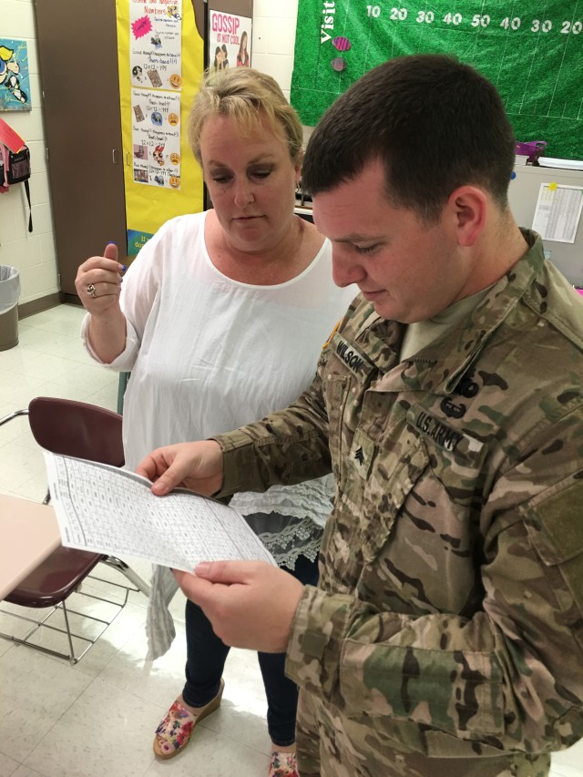 Volunteer Soldier mentor visits impact local schools