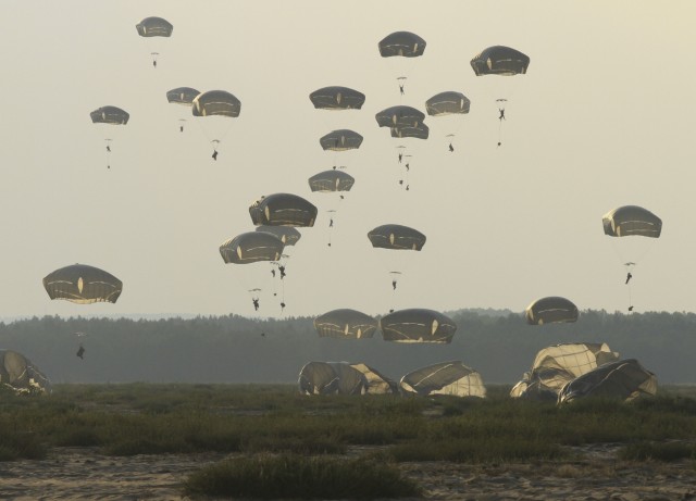 Sky Soldiers descend on Poland in support of Operation Atlantic Resolve