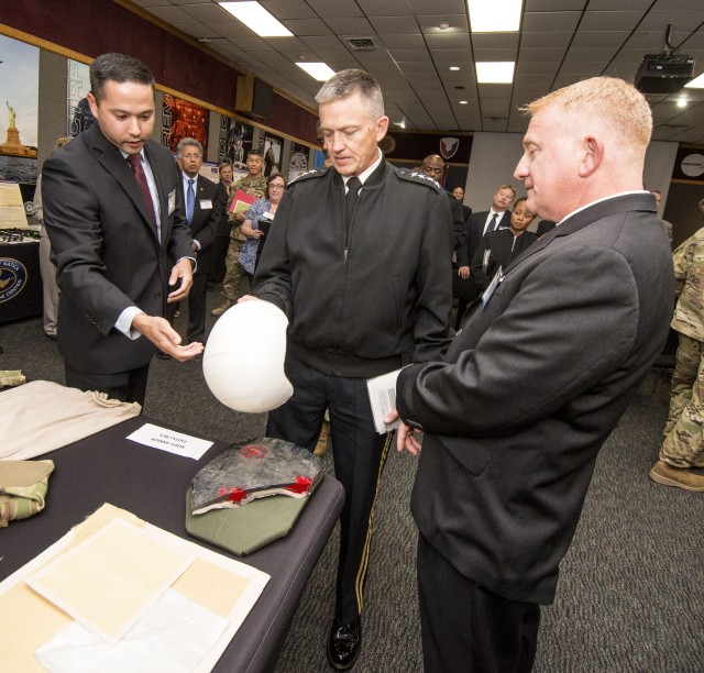 NSRDEC Rob DiLalla briefs Vice Chief of Staff