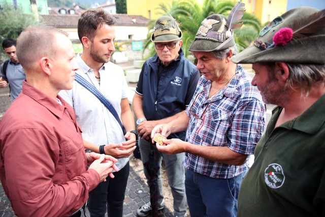 2nd Signal Brigade staff ride teaches history, honors fallen Soldiers in Italy