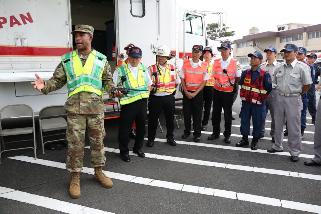 Camp Zama, Japanese first responders conduct 2016 full-scale exercise