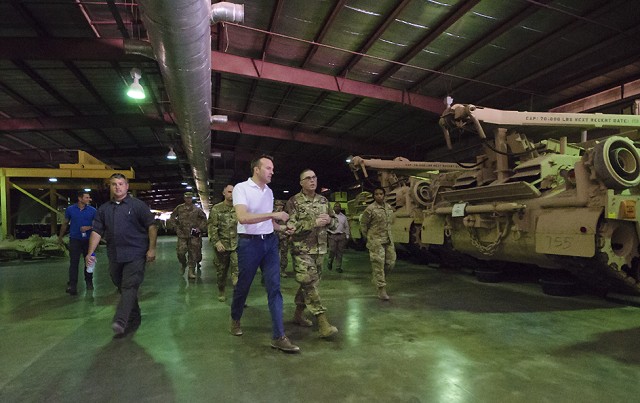 Army Secretary meets Soldiers in Kuwait