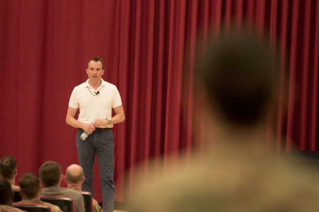 Army Secretary meets Soldiers in Kuwait