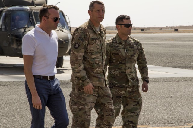 Army Secretary meets Soldiers in Kuwait