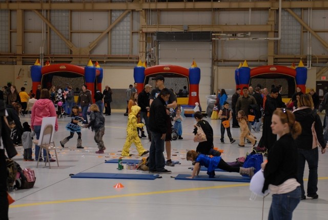 Halloween fun at Fort Wainwright's Hangar 5