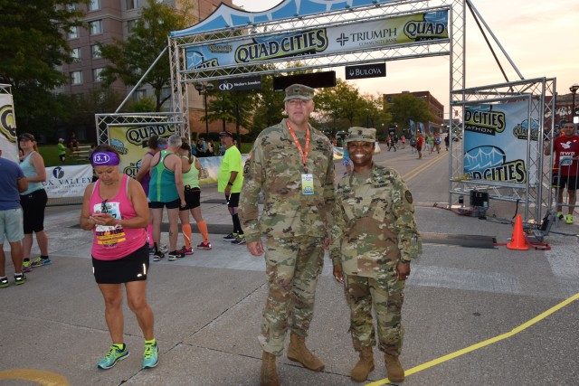 Rock Island Arsenal employees, volunteers support Quad Cities Marathon