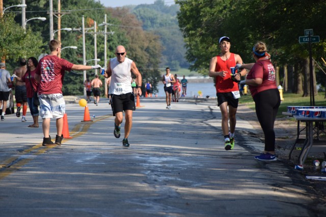 Rock Island Arsenal employees, volunteers support Quad Cities Marathon