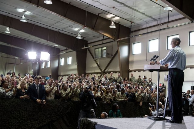Obama speaks to service members