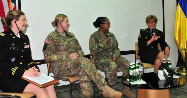 Women in the military speak in Ukraine