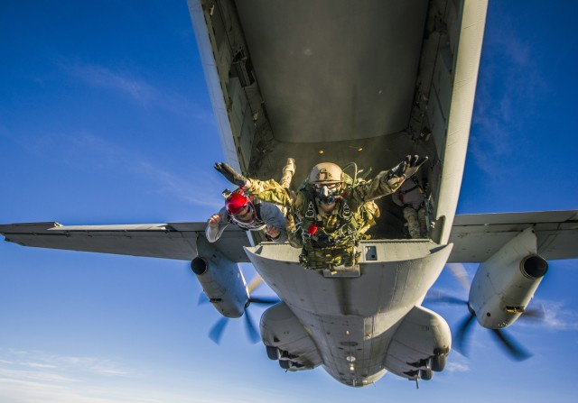 Two decades and counting: Thousands of elite military parachutists train at U.S. Army Yuma Proving Ground