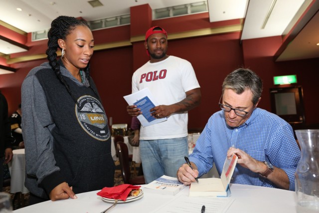 Speaker inspires parents, couples, teens with 'Screamfree' seminar