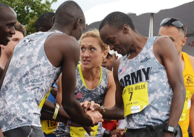 Soldiers dominate 2016 Army Ten-Miler