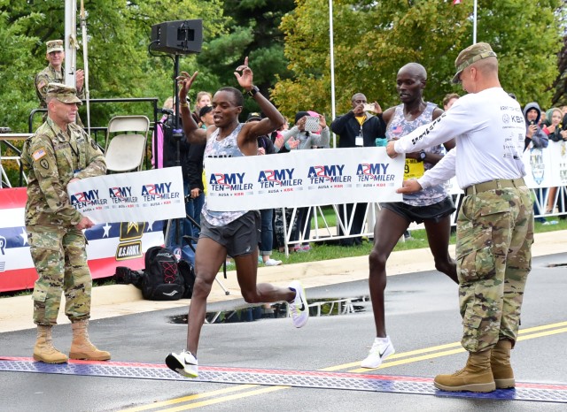 Sgt. Augustus Maiyo places first in Army Ten-Miler