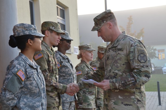 'Best Barracks' Soldiers