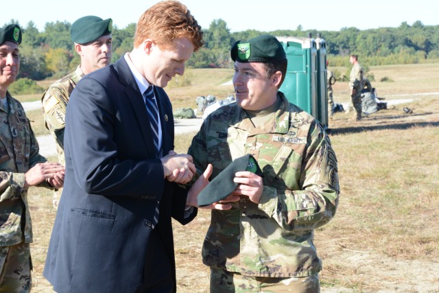 10th Special Forces Group (Airborne) Visits Fort Devens, Mass ...