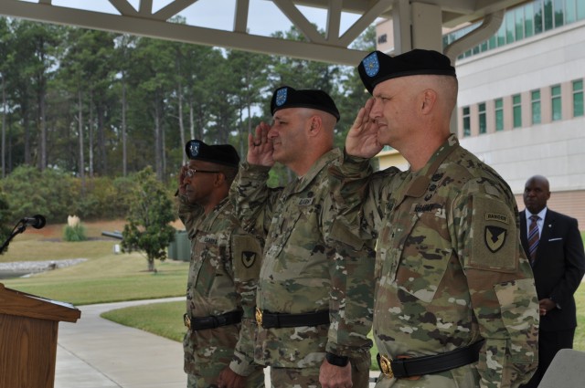 Brig. Gen Pardew takes command of ECC