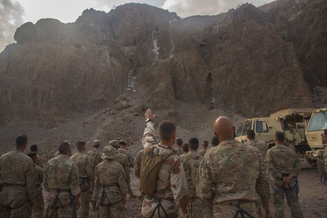 Task Force Hurricane Soldiers Complete French Desert Survival Course