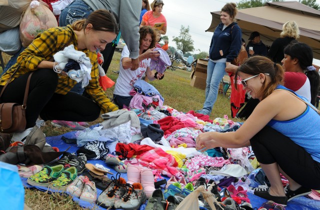 Hundreds flock to festival fields for unique deals, treasures