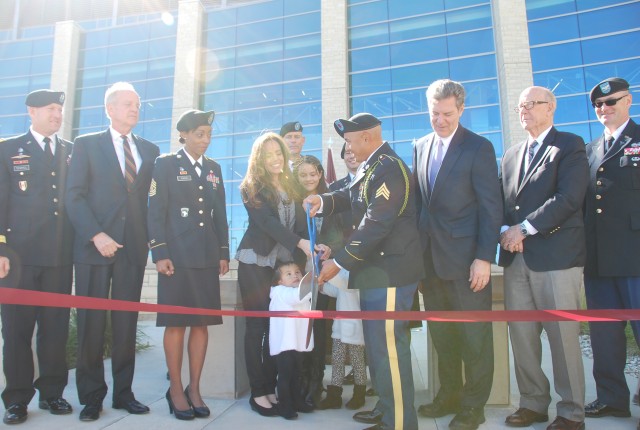 1st Infantry Division Soldiers, family members officially receive the new Irwin Army Community Hospital at Fort Riley, Kansas Oct. 12