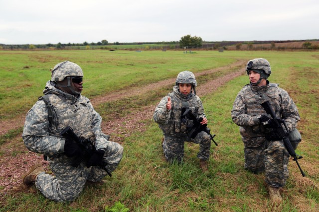 Team Signal Soldiers ready for prime time, train Warrior Tasks and Battle Drills