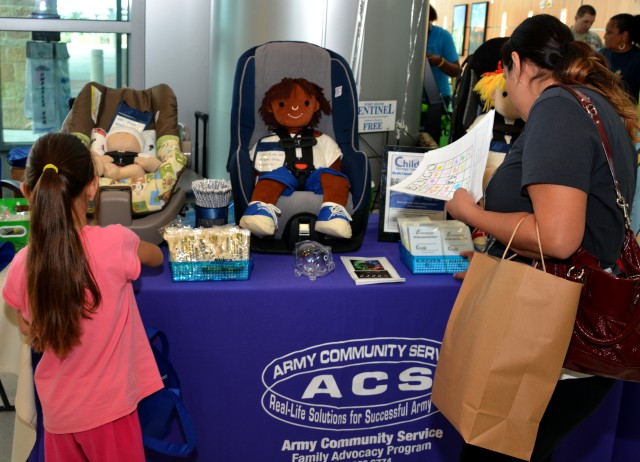 CRDAMC hosts new/expectant parents during annual Fort Hood baby expo